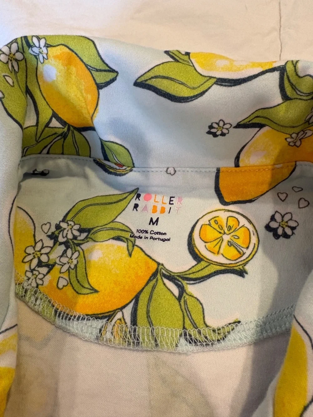 Roller Rabbit citrus hearts polo pajama top size medium